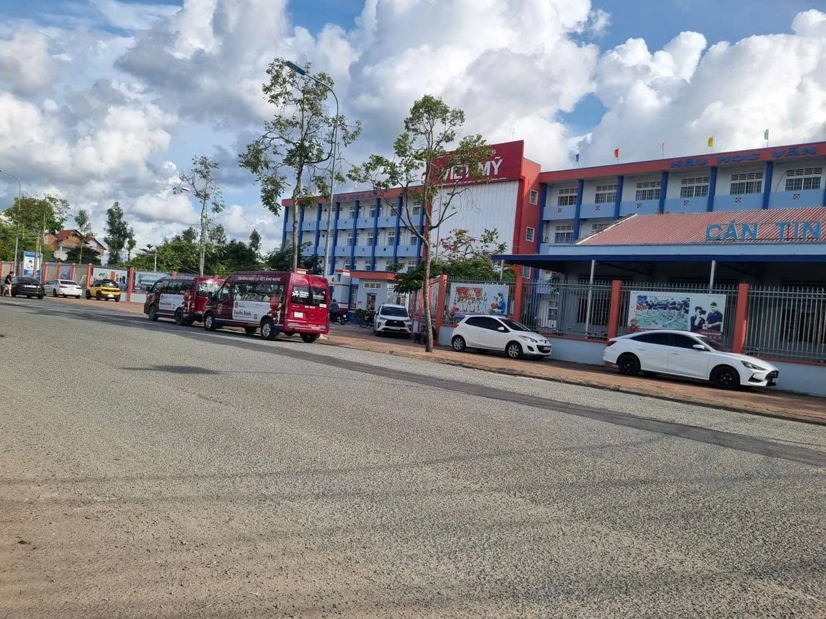 Bán đất nền 100m² thổ cư mặt tiền đường C4 KDC Thiên Lộc, Hưng Phú, Cần Thơ giá 1,7 tỷ - Ảnh 1