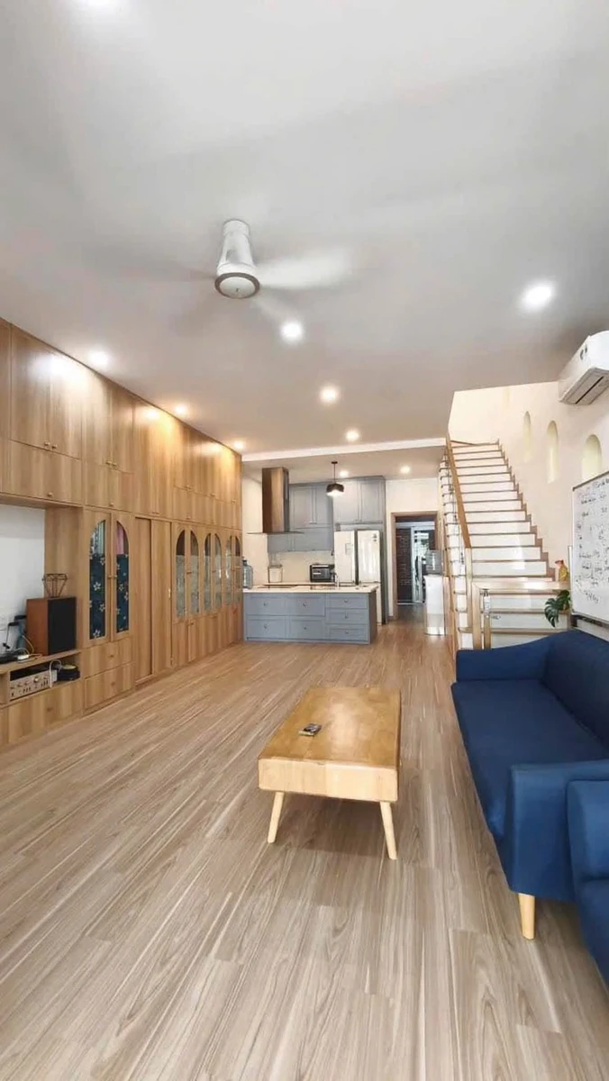 Bán nhà 1 trệt 2 lầu 4PN mặt tiền Phan Văn Trị Phan Thiết 6.2 tỷ - Ảnh thu nhỏ 3