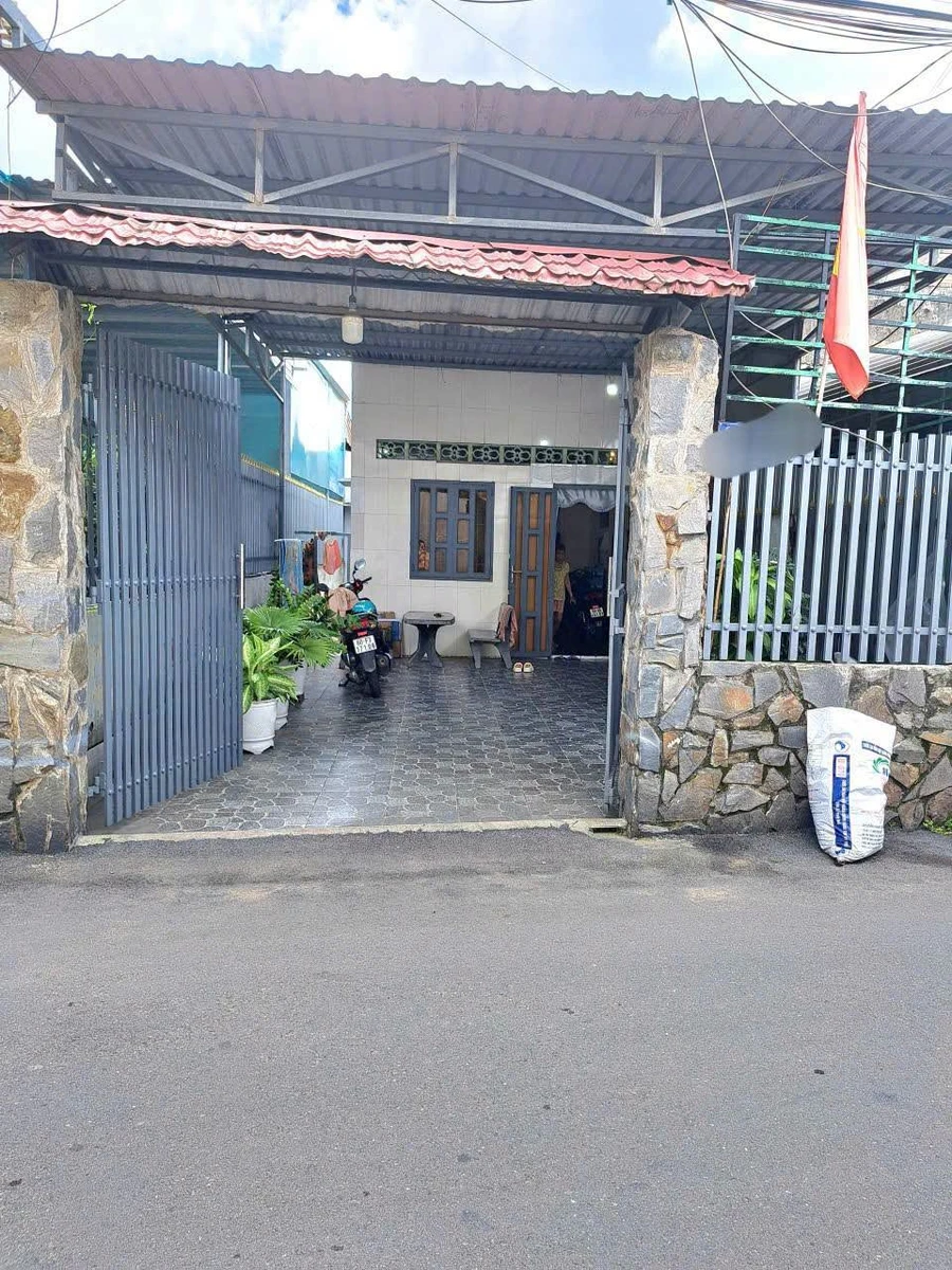 Bán nhà 2 phòng ngủ 136m² Long Hưng, Đồng Nai, 1 tỷ 850 triệu - Ảnh thu nhỏ 2