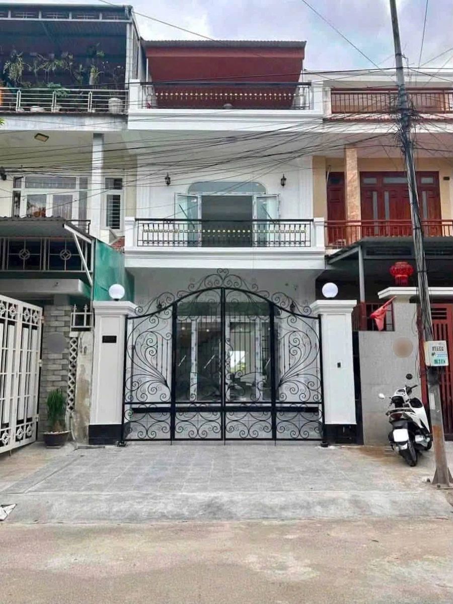 Cho thuê nhà 3 tầng 105m2, 4PN 5WC, Phú Mỹ Thượng, Huế - Ảnh 1