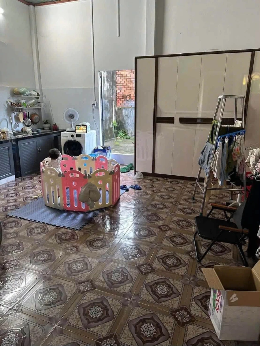 Bán nhà 2 phòng, Bình Phước, Bình Dương, 216m2, 1 tỷ 8 - Ảnh thu nhỏ 5