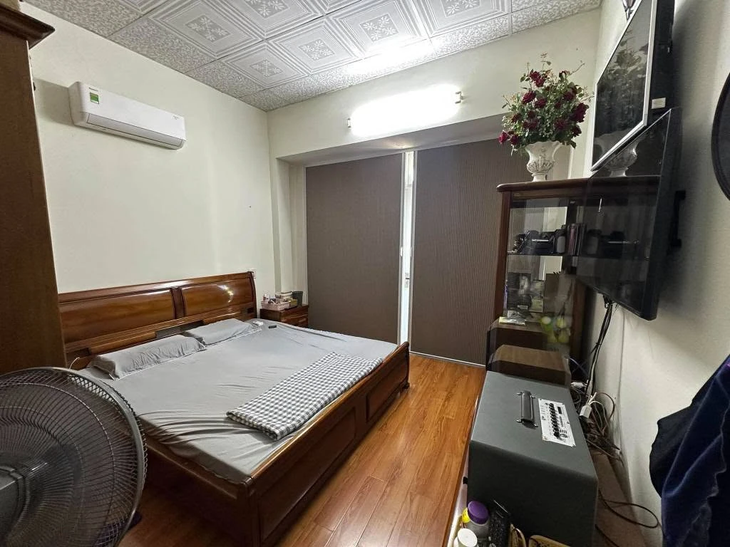 Bán nhà mặt tiền Nguyễn Huệ Quy Nhơn 50m2 7.8 tỷ - Ảnh thu nhỏ 4