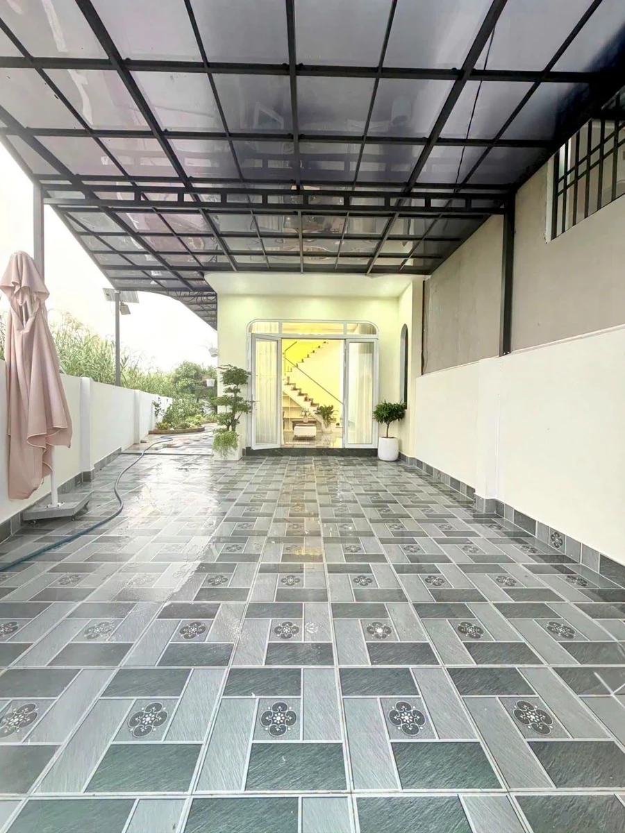 Bán nhà sân vườn 230m2, 3PN Rạch Giá 2 tỷ 690 - Ảnh thu nhỏ 2