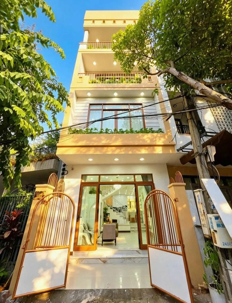 Bán nhà 4 tầng mặt tiền Trưng Nữ Vương 50m² 9,59 tỷ Quận 5 - Ảnh 1