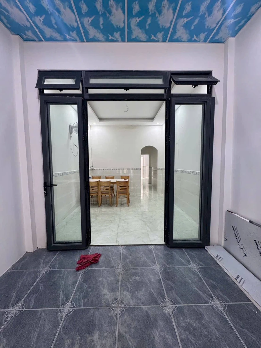 Bán nhà 1 trệt 1 lầu 3PN, 114m², Phường 10, Quận 7 - Ảnh thu nhỏ 2