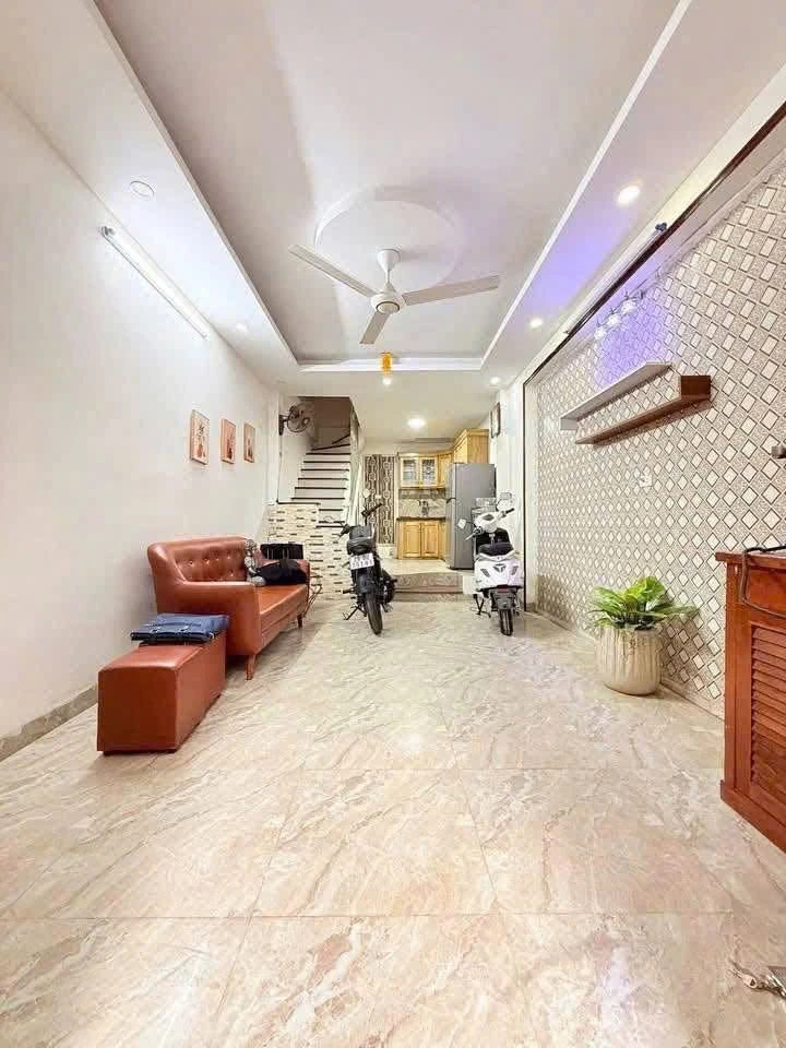 Cho thuê nhà nguyên căn 35m2, 3 phòng ngủ, Gốc Đề, Hai Bà Trưng - Ảnh thu nhỏ 3