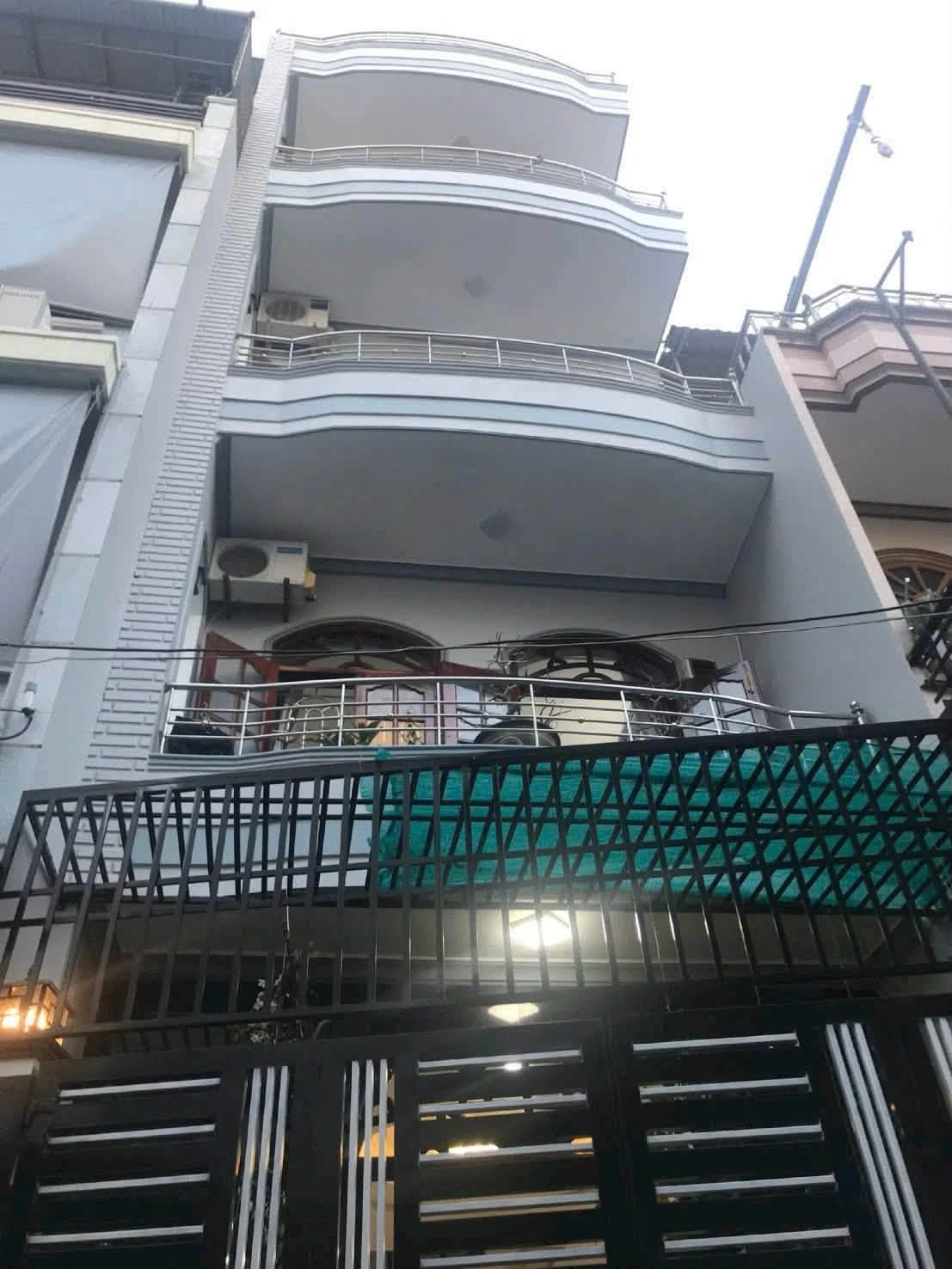 Nhà 4 tầng 6PN 57.3m² khu Bàn Cờ Nha Trang - Ảnh 1