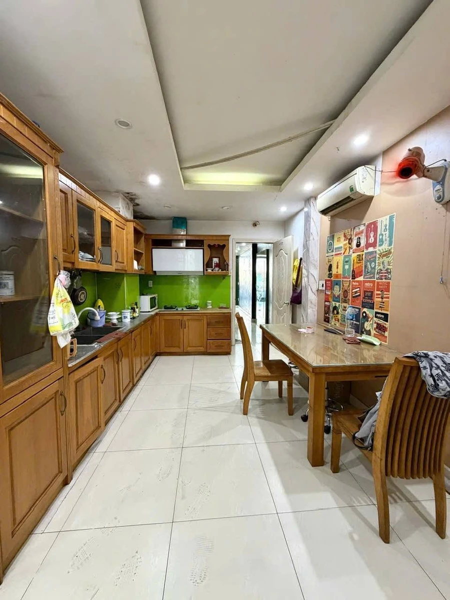 Bán nhà mặt tiền 3 Tháng 2, 50m2, 6 phòng ngủ, Quận 1 - Ảnh thu nhỏ 3