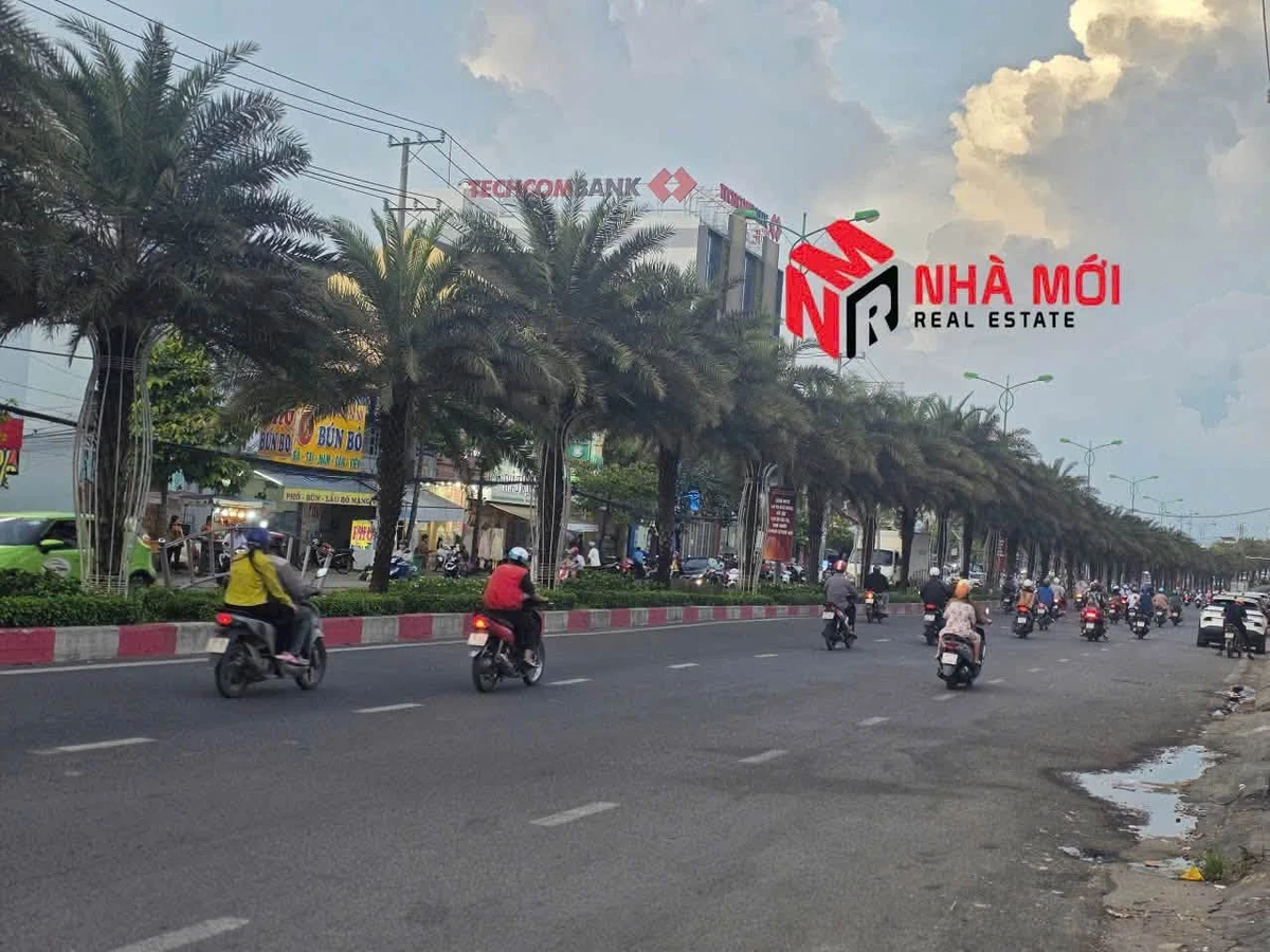 Bán nhà mặt tiền Nguyễn Tất Thành Cà Mau 500m² 52 tỷ - Ảnh 1