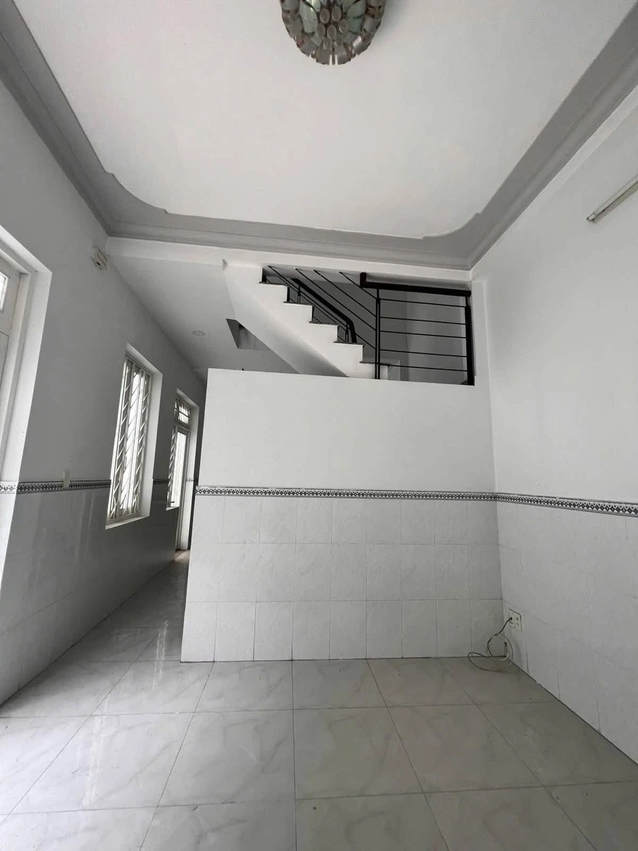 Bán nhà 2 tầng Linh Đông 76m² 4.68 tỷ - Ảnh thu nhỏ 2