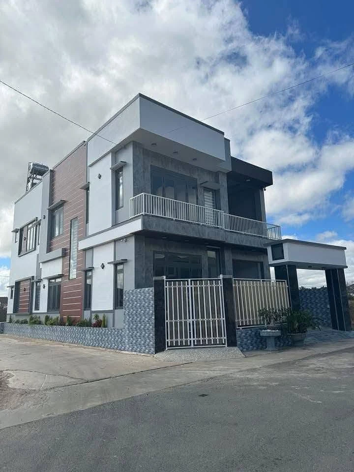 Nhà 2 mặt tiền Đơn Dương, Lâm Đồng, 210m², 3PN, 5.7 tỷ - Ảnh thu nhỏ 2
