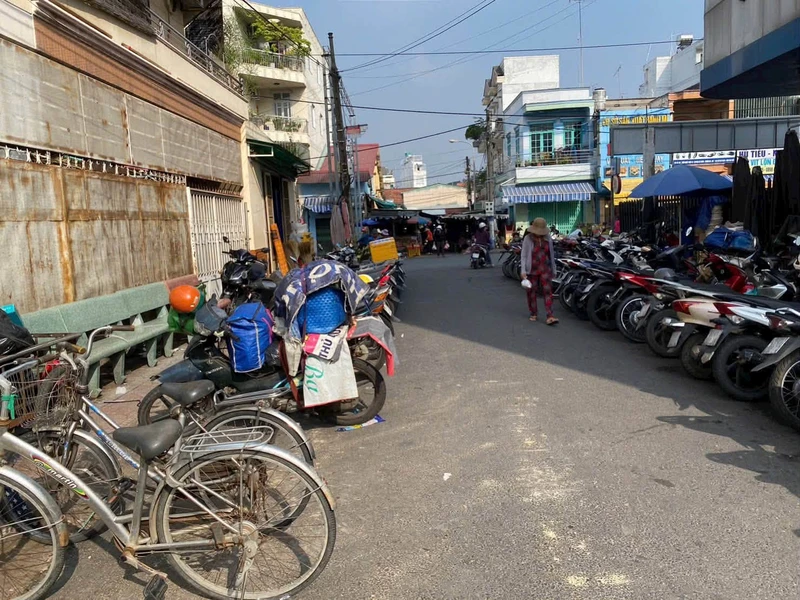 Bán đất mặt tiền chợ Lái Thiêu 121m² Bình Dương