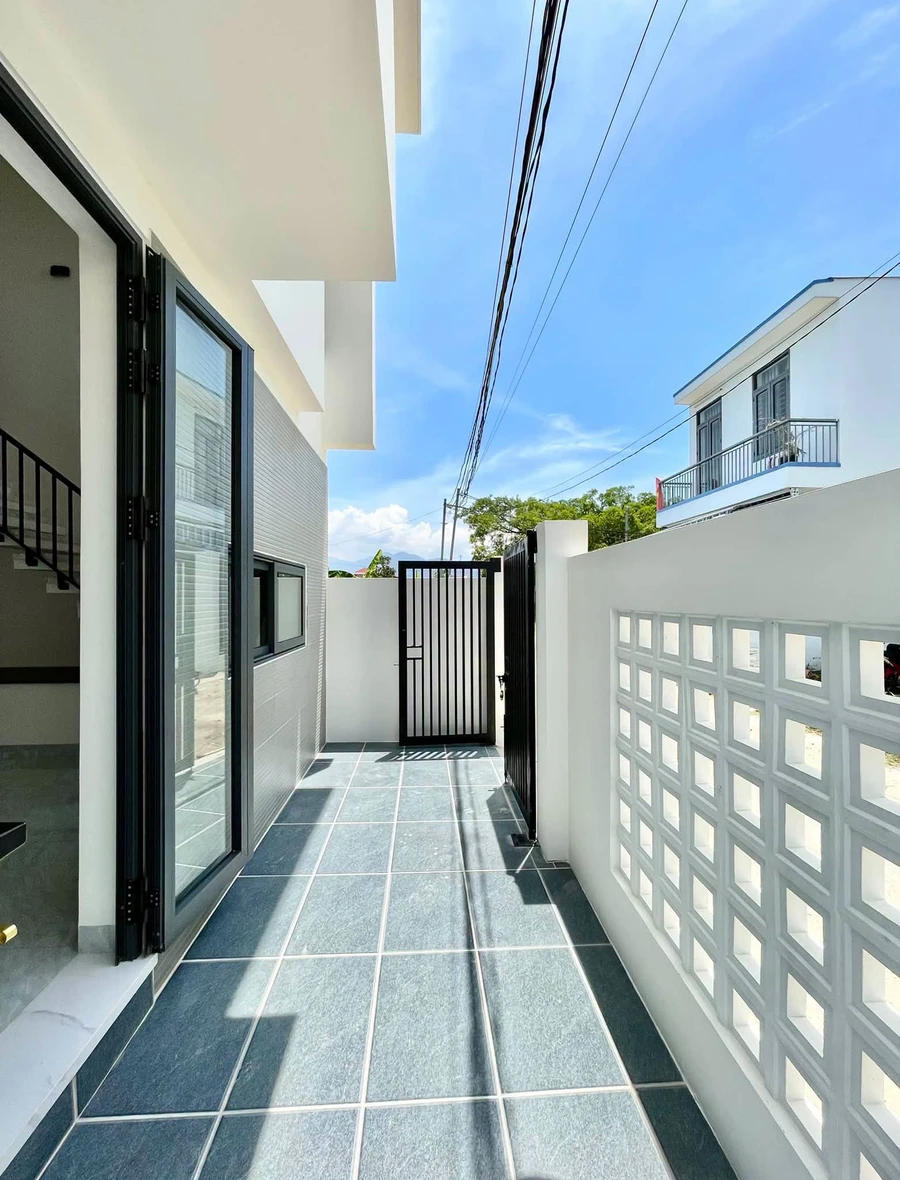 Bán nhà 2 tầng 80m2 Diên An Khánh Hòa giá 2 tỷ 339 - Ảnh thu nhỏ 3