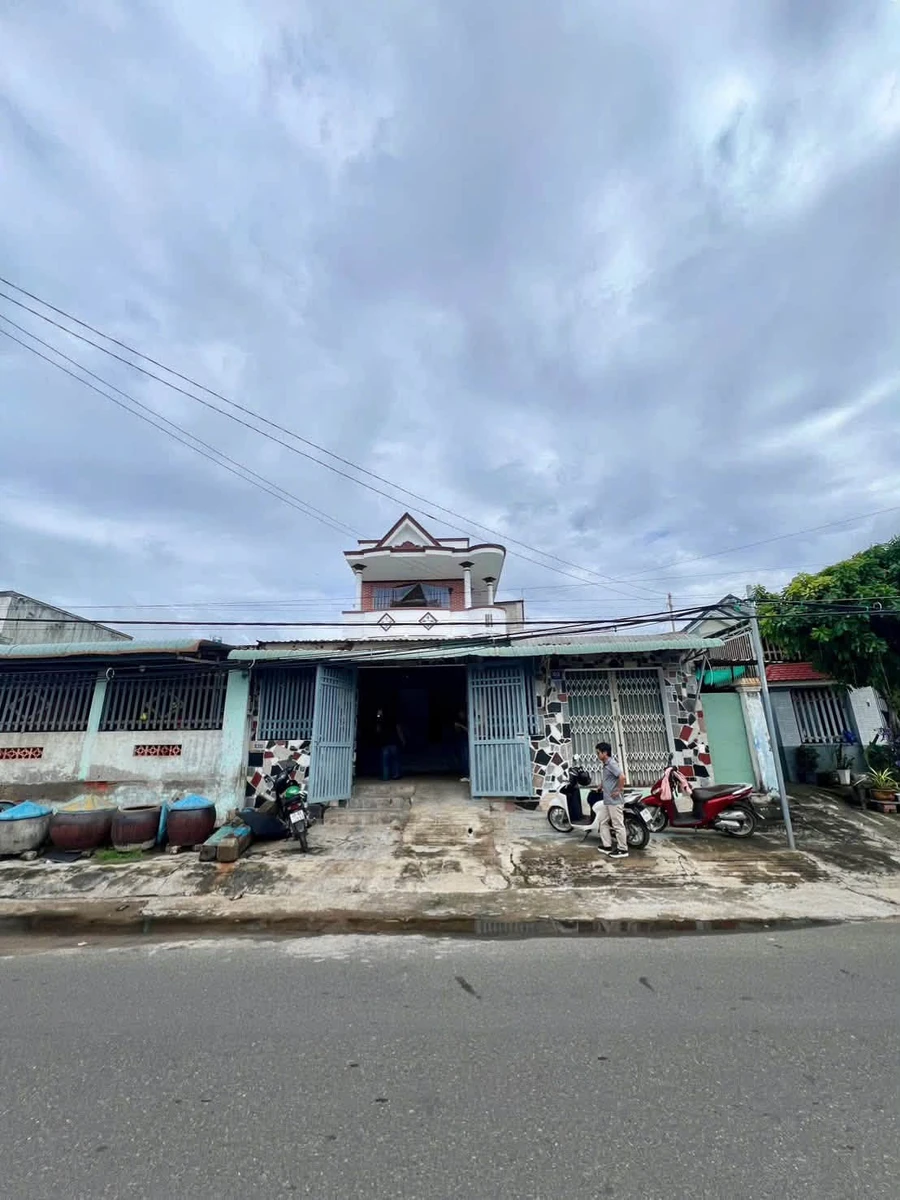 Bán nhà lầu 156m² 3 PN Phan Thiết 4,7 tỷ - Ảnh thu nhỏ 2