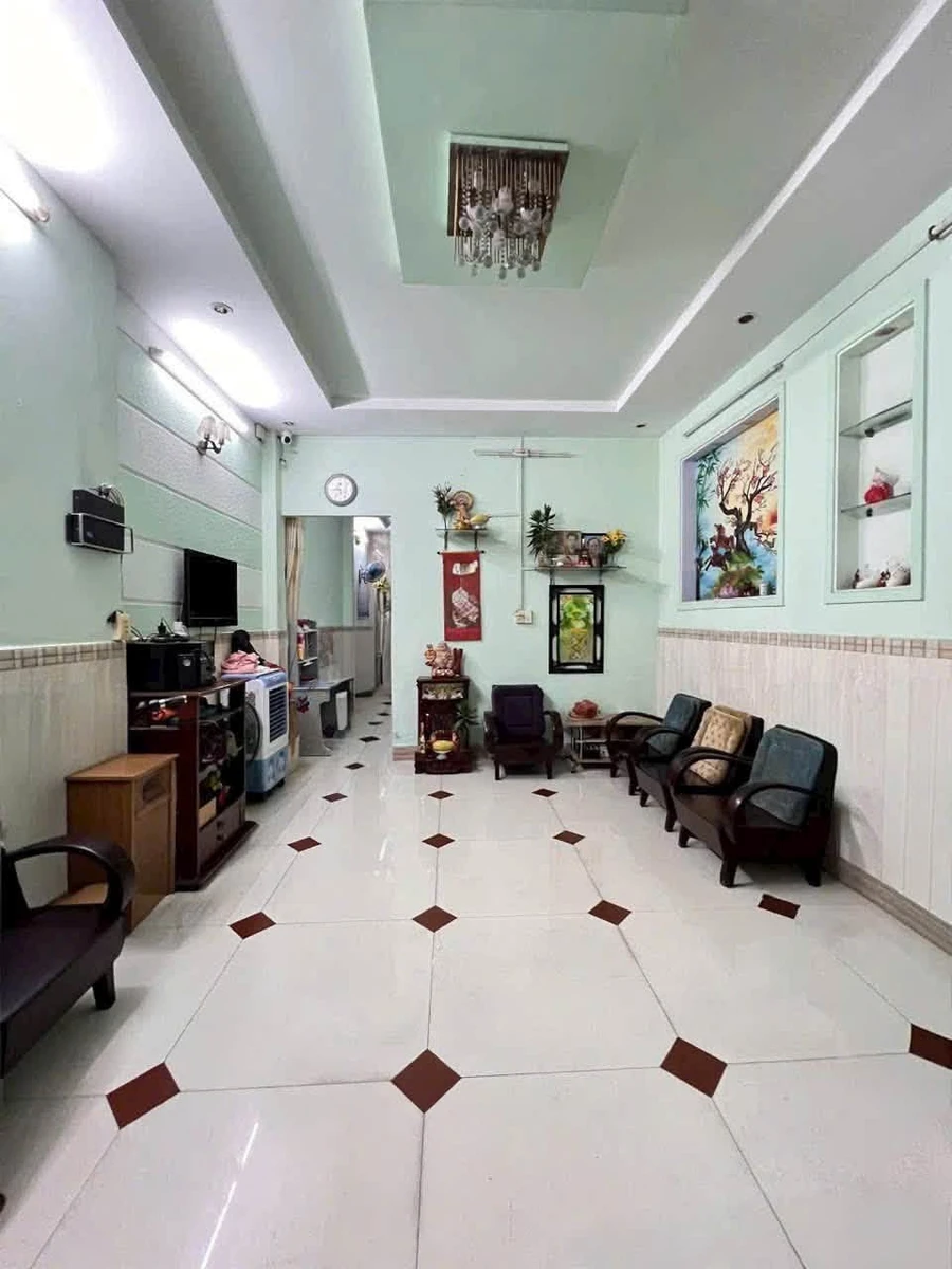 Bán nhà phố 3 tầng 4PN, 4WC 55,6m² Hòa Bình Quận 11 - Ảnh thu nhỏ 3