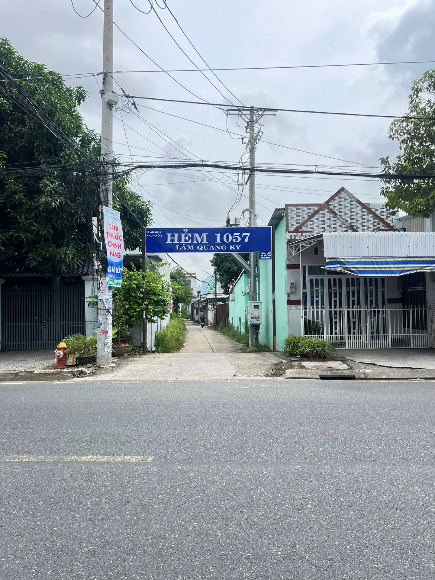 Bán nhà 1 trệt 2 lầu 5x20m hẻm 1057 Lâm Quang Ky, Rạch Giá, giá 2,69 tỷ - Ảnh 1