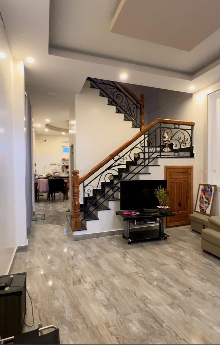 Bán nhà Triệu Việt Vương Đà Lạt 53m² 4PN 5,6 tỷ - Ảnh thu nhỏ 4