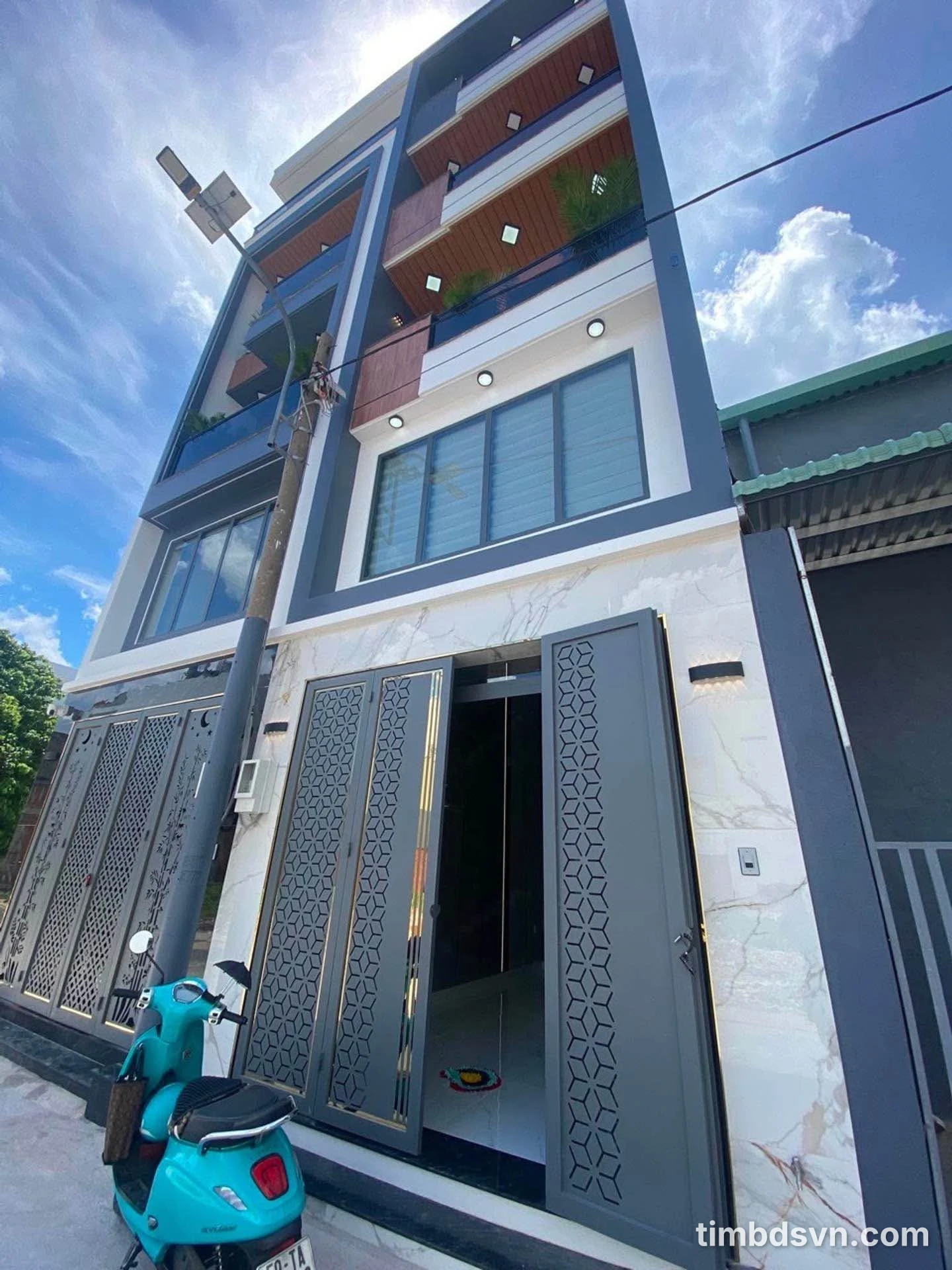 Nhà bán 5 tầng 72m2 có thang máy Lê Văn Quới Bình Tân - Ảnh 1