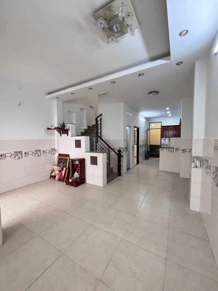 Bán nhà 3 tầng 75m² Hiệp Phú Thủ Đức, hơn 5 tỷ - Ảnh thu nhỏ 3