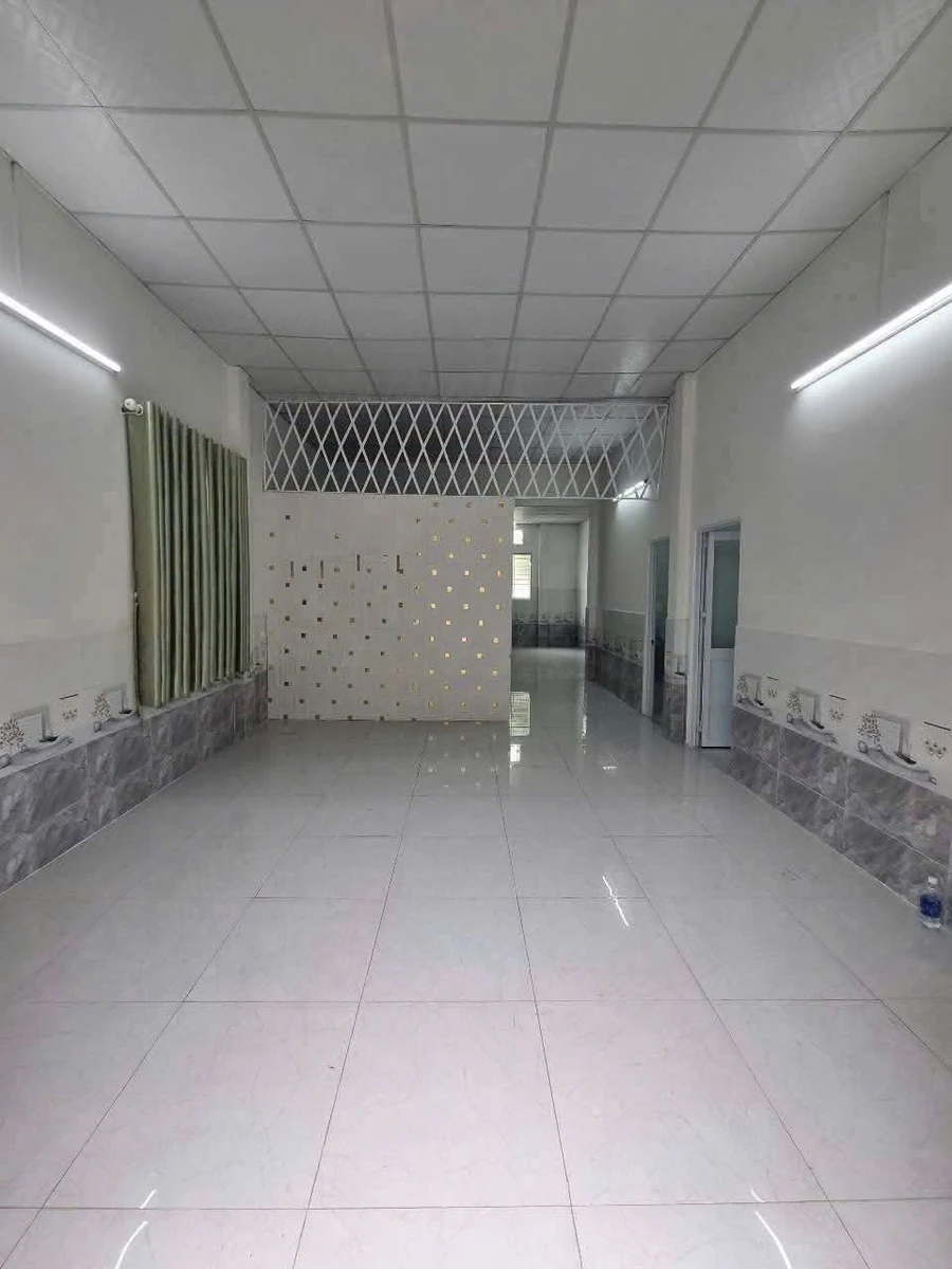 Cho thuê nhà nguyên căn 3 phòng ngủ Nguyễn Văn Tạo Nhà Bè - Ảnh 1