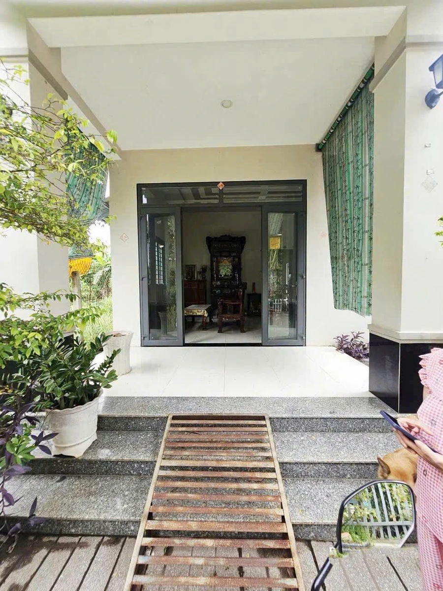 Bán nhà mái Thái 3PN ở Tây Ninh, 270m2, 900 triệu - Ảnh thu nhỏ 2