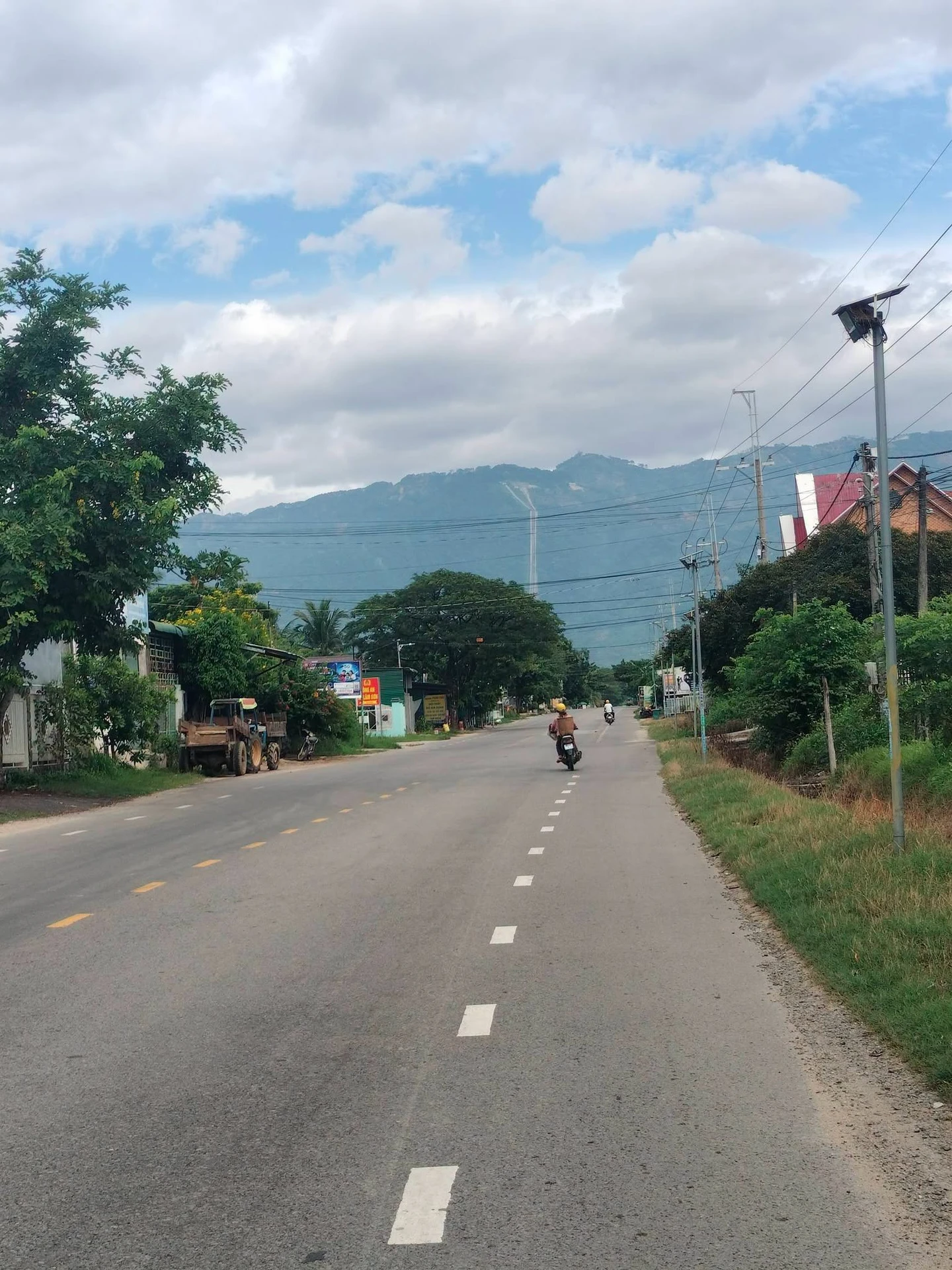 Bán nhà mặt tiền Quốc lộ 27A, 260m², 2 phòng ngủ, 1,7 tỷ - Ảnh 1