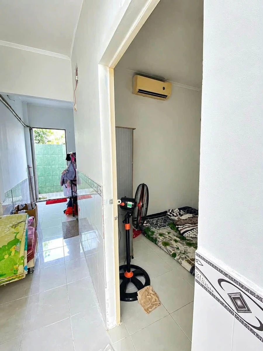Bán nhà Thạnh Lộc 40 100m² 3 phòng ngủ 3.05 tỷ - Ảnh thu nhỏ 5