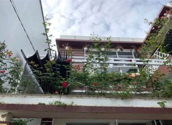 Bán nhà sân vườn Nguyễn Trung Trực Đà Lạt 91.6m2 5.8 tỷ - Ảnh 1
