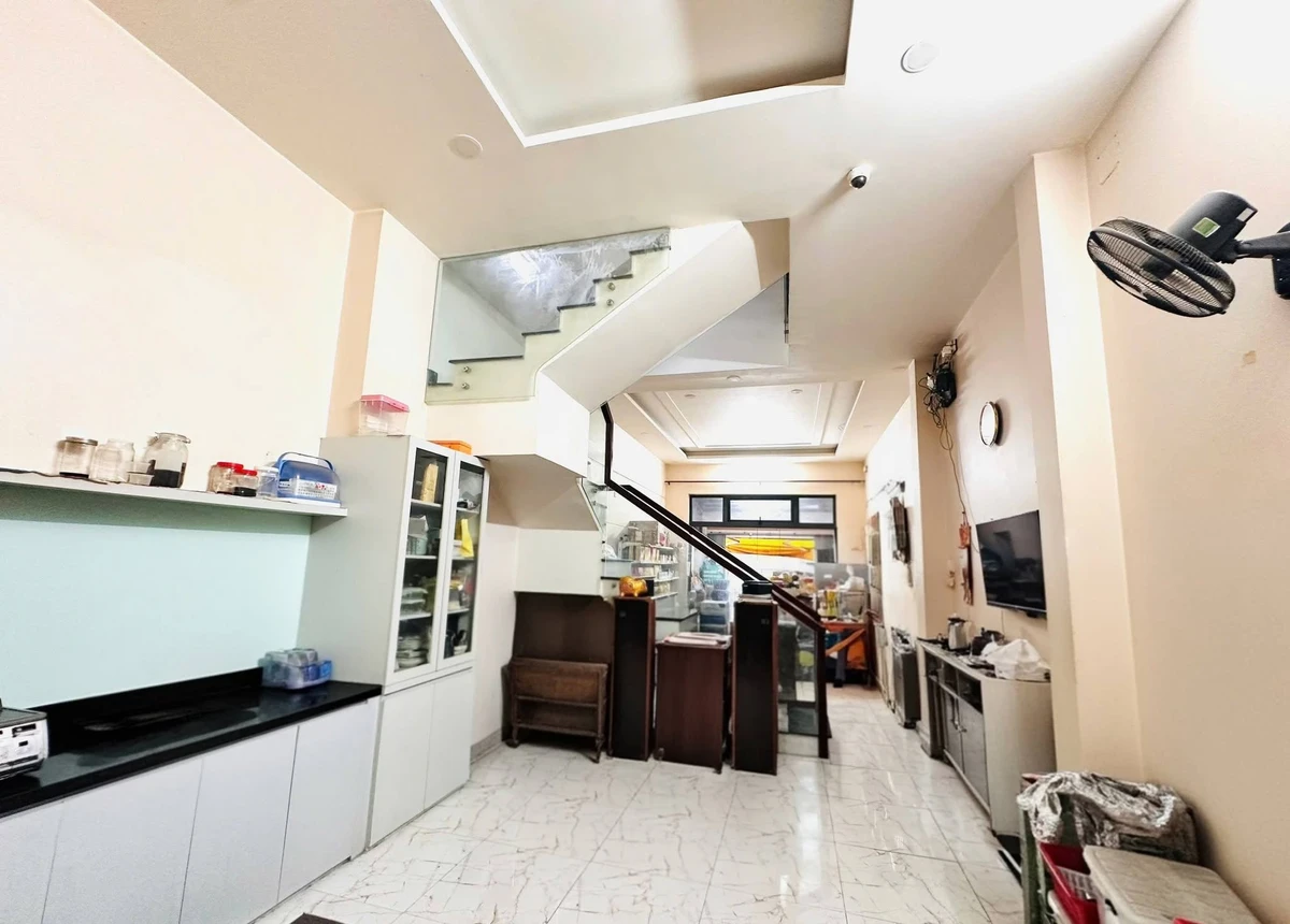 Bán nhà mặt tiền Quốc Lộ 13 Hiệp Bình Phước 90m² 3 phòng ngủ - Ảnh thu nhỏ 4