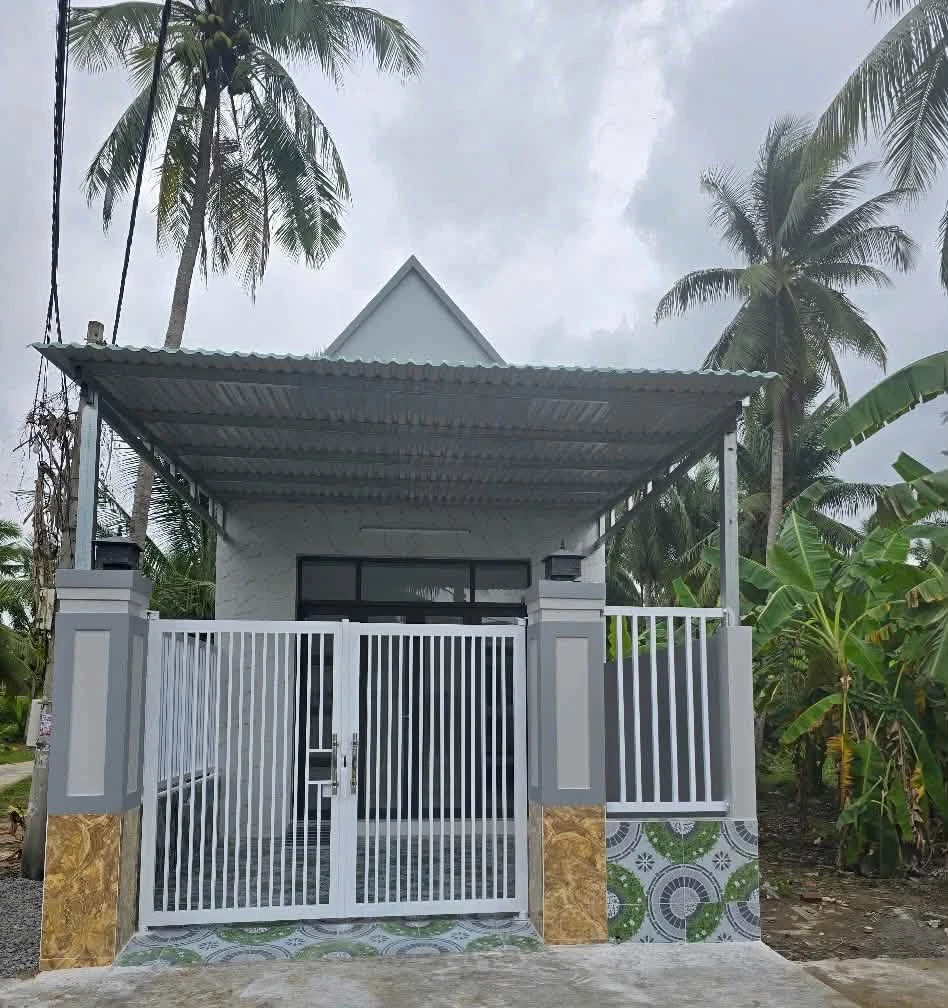 Bán nhà mới 3PN 130m² Bình Phú, Vĩnh Long 1 tỷ 4 - Ảnh 1