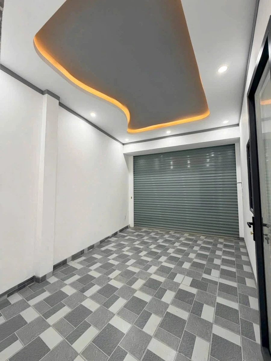 Bán nhà 1 trệt 1 lầu 67m2, 3 phòng ngủ, hẻm ô tô gần chợ Tân Phong - Ảnh thu nhỏ 5