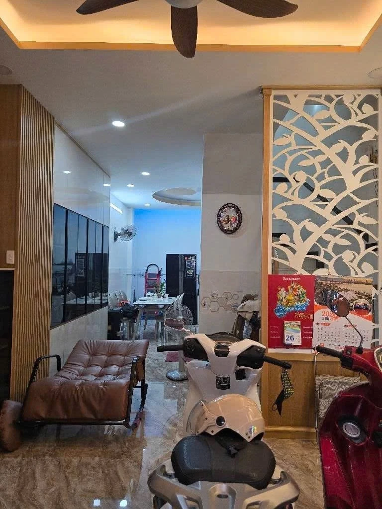 Bán nhà hẻm 3 tầng 55m2, 3PN, 6,2 tỷ, gần chợ An Nhơn, Phường 17, Gò Vấp - Ảnh 1