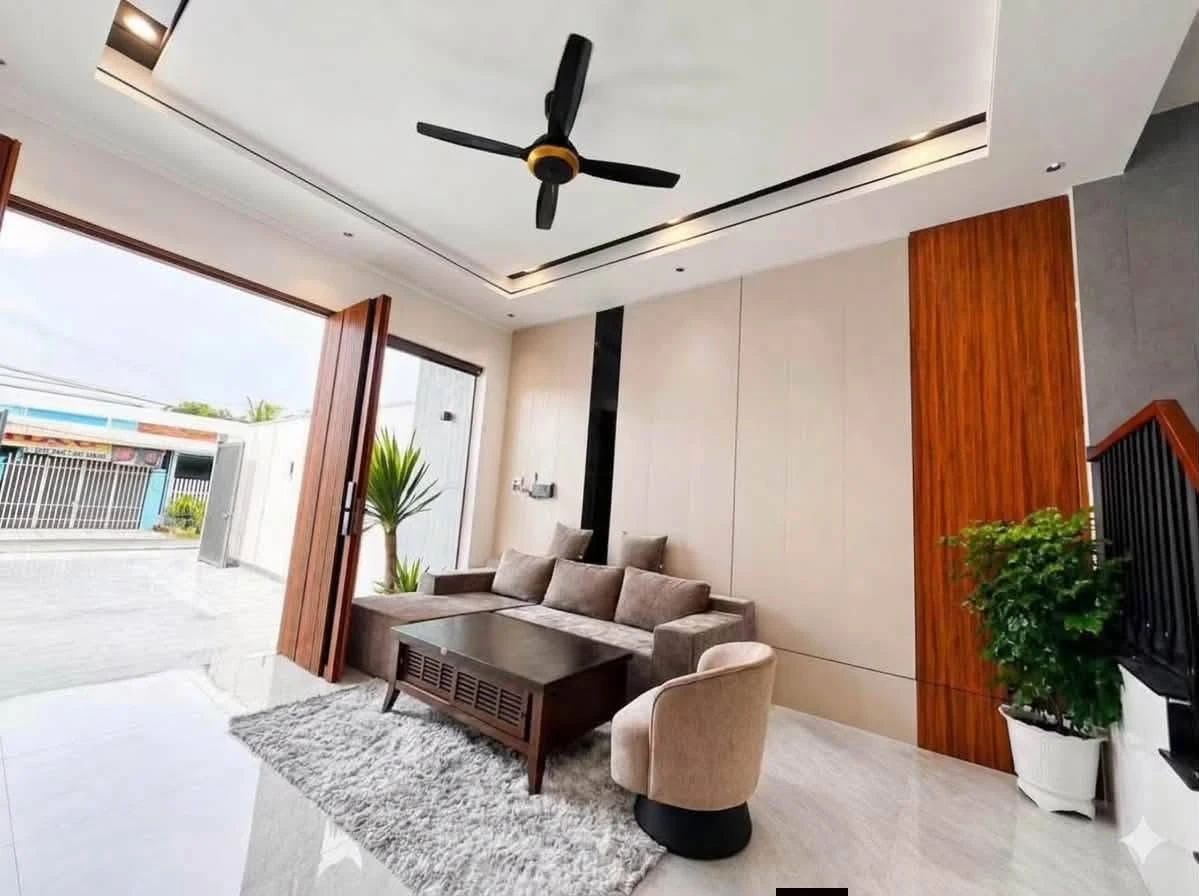 Bán nhà lầu 3 phòng ngủ 170m² Nguyễn Văn Linh, Thủ Đức - Ảnh thu nhỏ 3