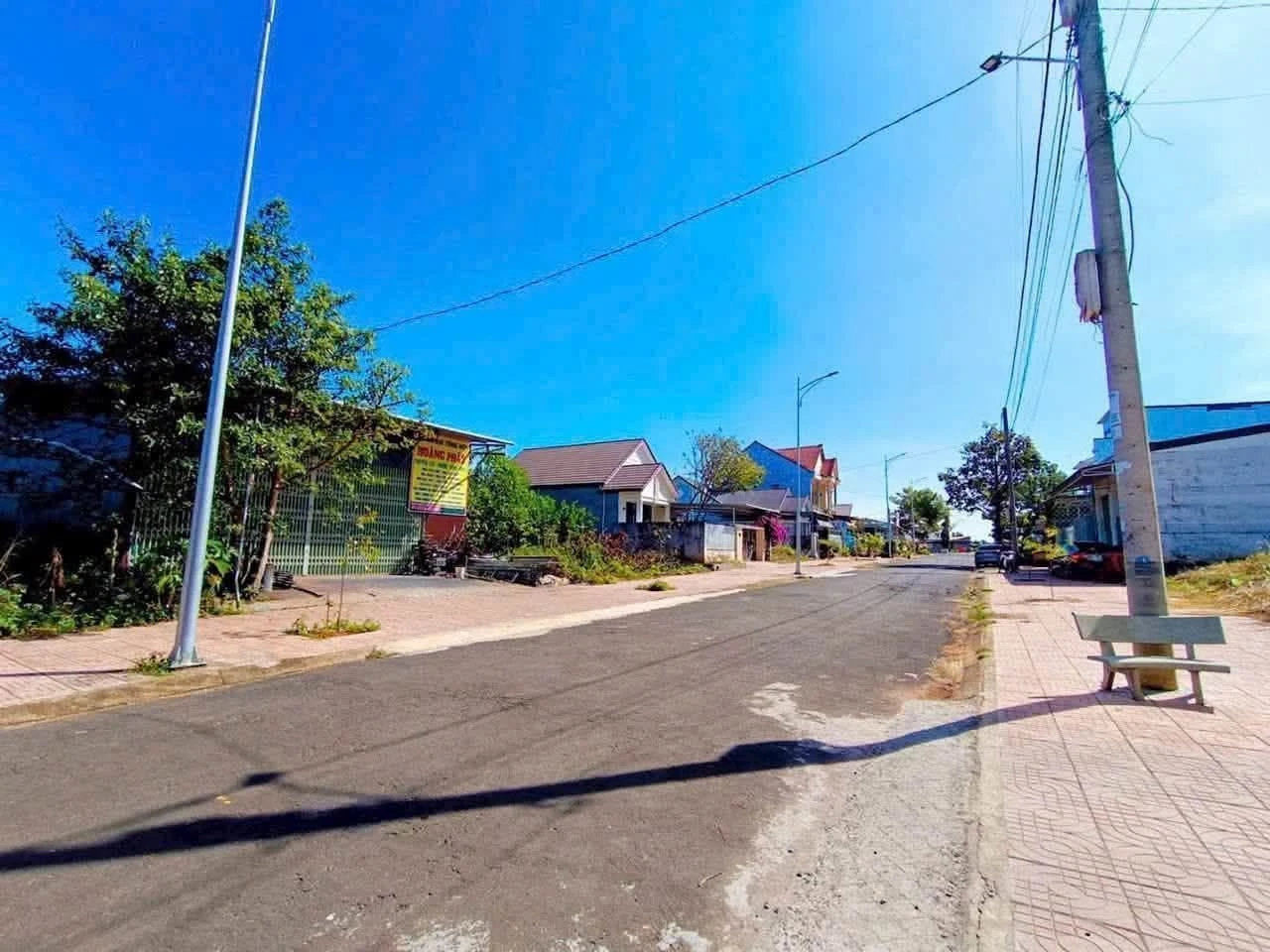 Bán nhà hẻm Đào Duy Từ 560m² 3 phòng ngủ 2.2 tỷ - Ảnh 1