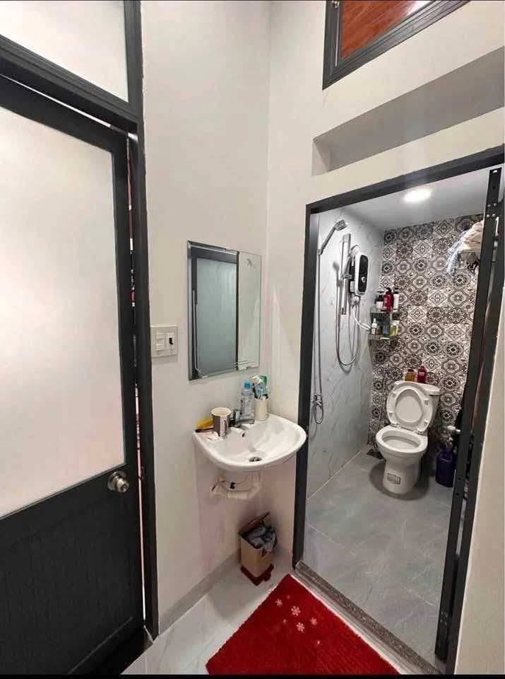 Bán nhà 3 tầng full nội thất hẻm Nguyễn Thị Minh Khai, trung tâm Quy Nhơn, 105m2, 3,09 tỷ - Ảnh thu nhỏ 3