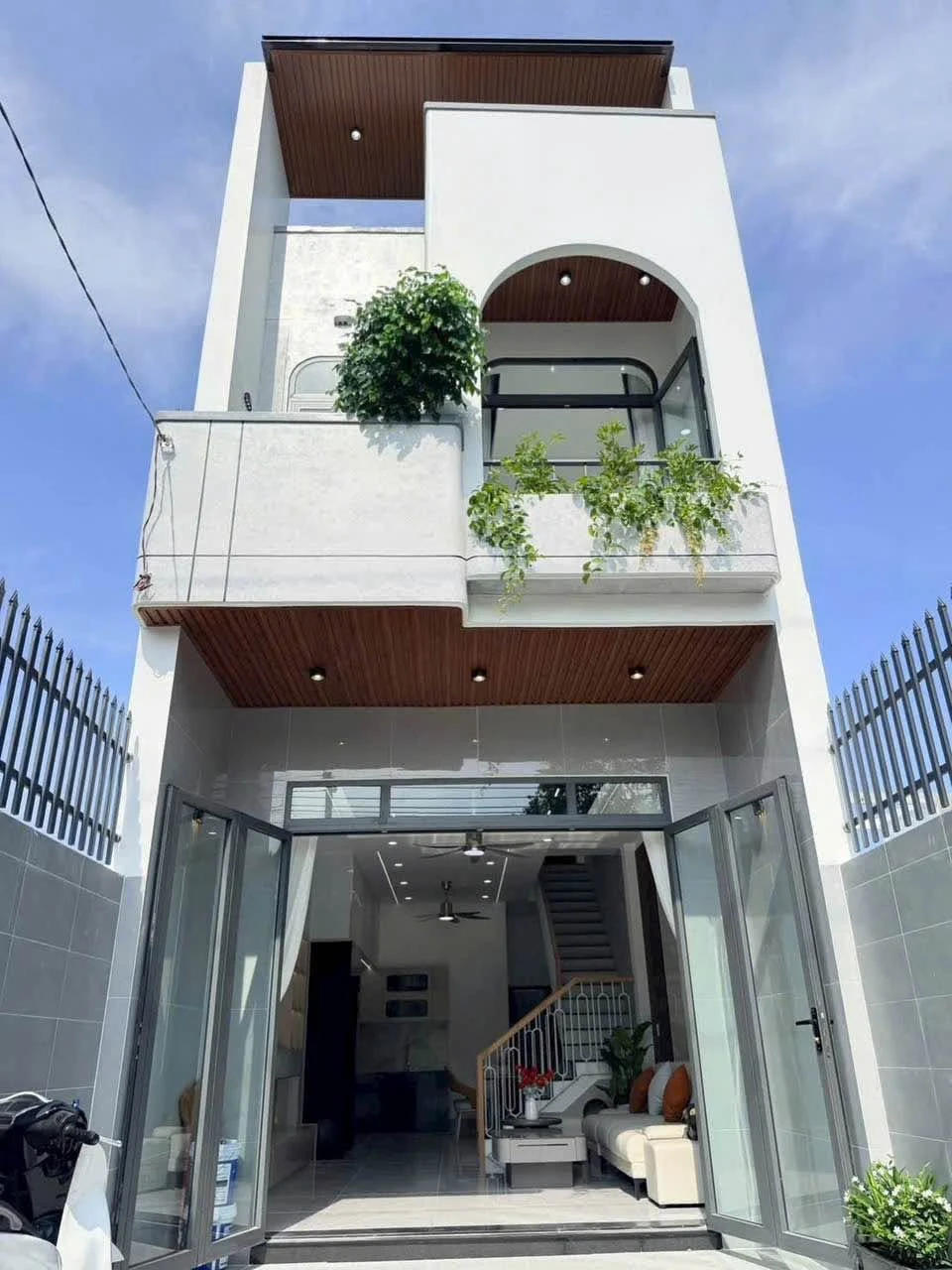 Bán nhà 1 trệt 1 lầu mặt tiền 85m² Trảng Dài 3.69 tỷ - Ảnh 1