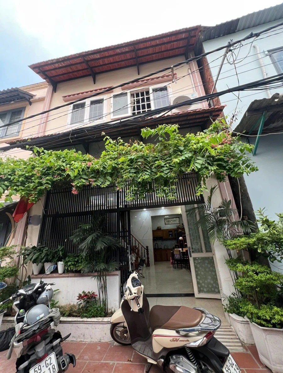 Bán nhà 1 trệt 1 lầu hẻm xe tải Tân Thới Hiệp 21, Quận 12, 45m2, giá 4,3 tỷ - Ảnh 1