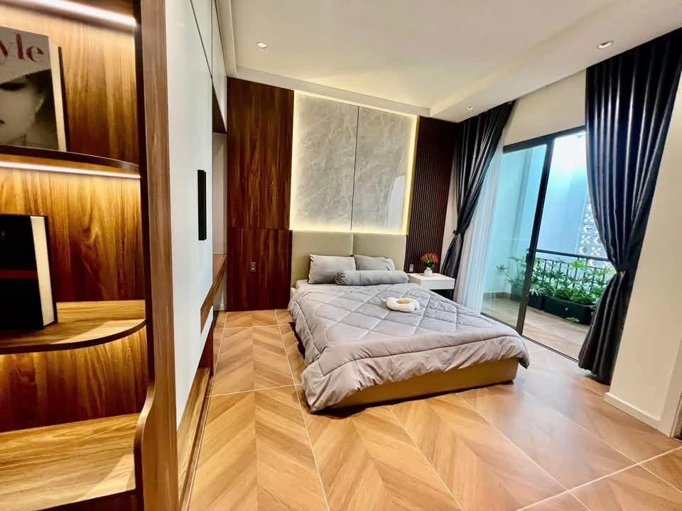 Bán nhà mặt tiền Hồ Tùng Mậu 102m² giá 13 tỷ Quận 7 - Ảnh thu nhỏ 3