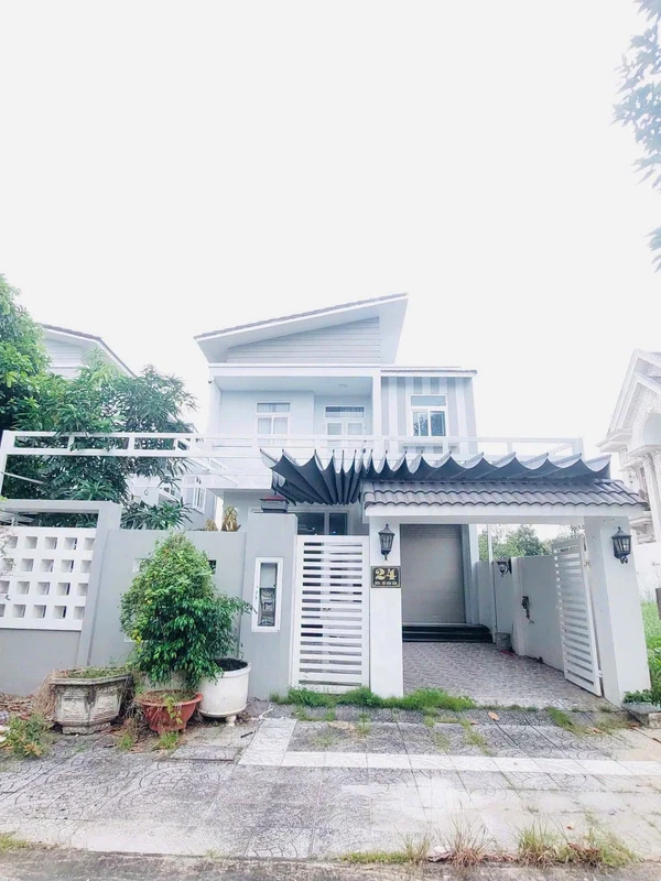 Bán nhà biệt thự 10x27 đường Võ Văn Tần, Rạch Giá, An Giang giá 6,9 tỷ