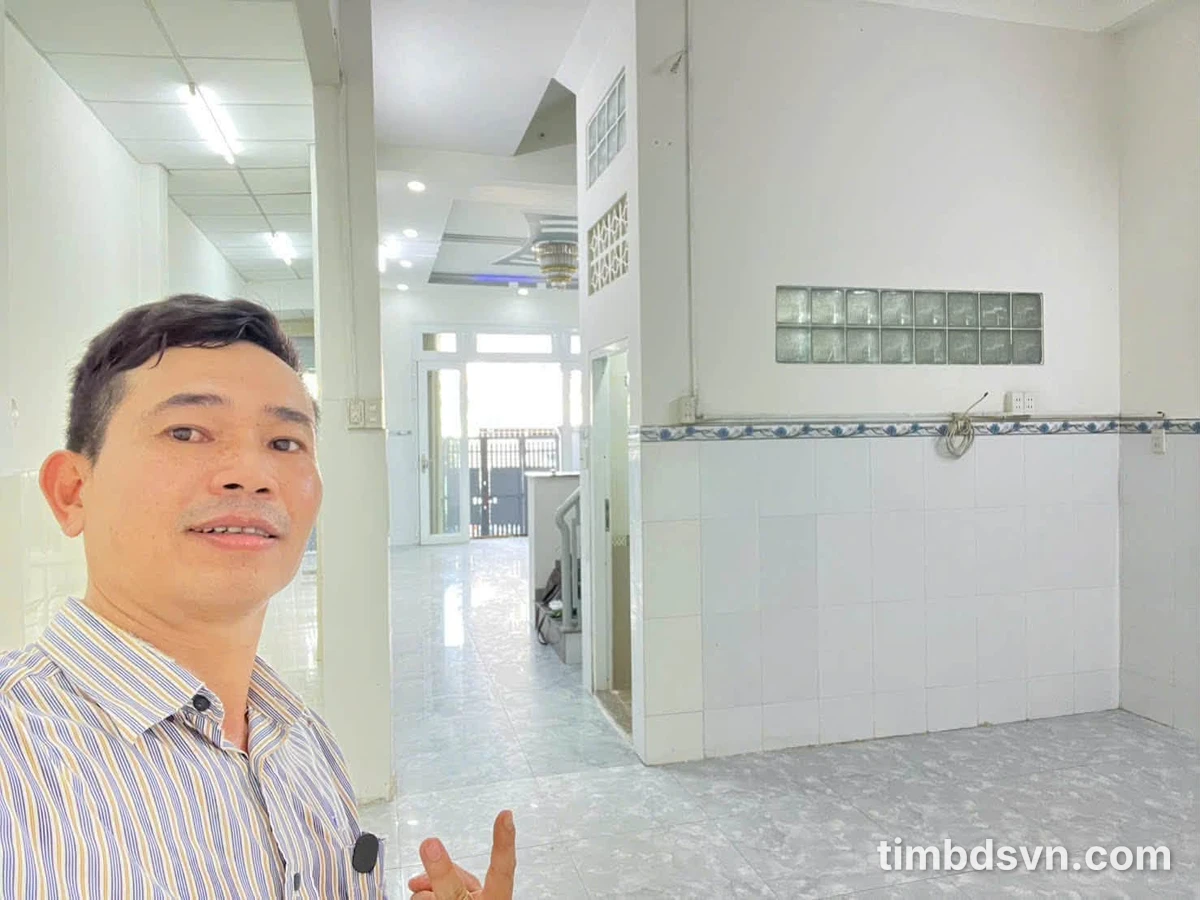 Bán nhà 3 tầng 101m2, 4PN/4WC gần Aeon Bình Tân 6 tỷ 3 - Ảnh thu nhỏ 5