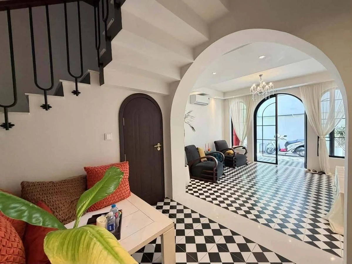Bán nhà 4 tầng 71m2 phong cách Modern Mediterranean tại Tân Định, Quận 1, giá 18,5 tỷ - Ảnh thu nhỏ 2