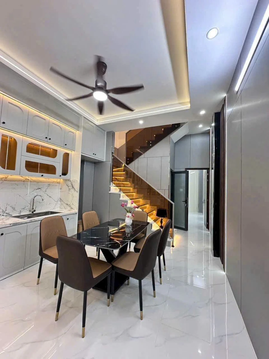 Bán nhà Q7 52m² 4x13 3PN 5,95 tỷ - Ảnh thu nhỏ 3