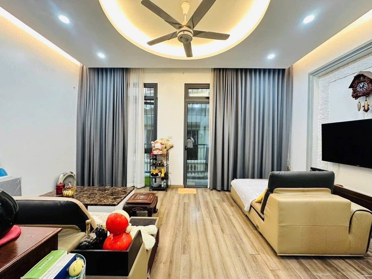 Bán nhà 2 mặt thoáng 4 tầng 67m² Hoàng Quốc Việt Cầu Giấy 26.3 tỷ - Ảnh thu nhỏ 4