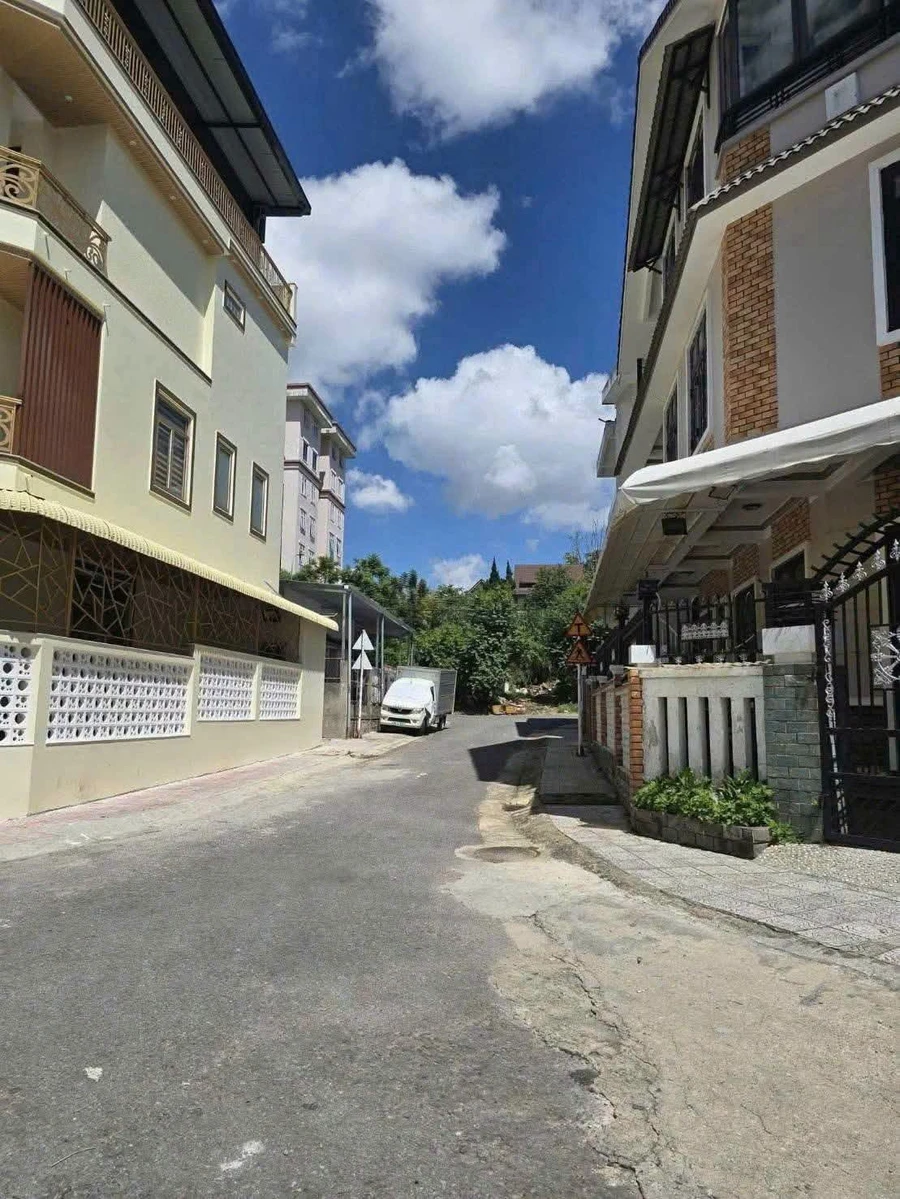 Bán nhà 2 mặt tiền 120m² Yersin Đà Lạt 11,5 tỷ - Ảnh 1