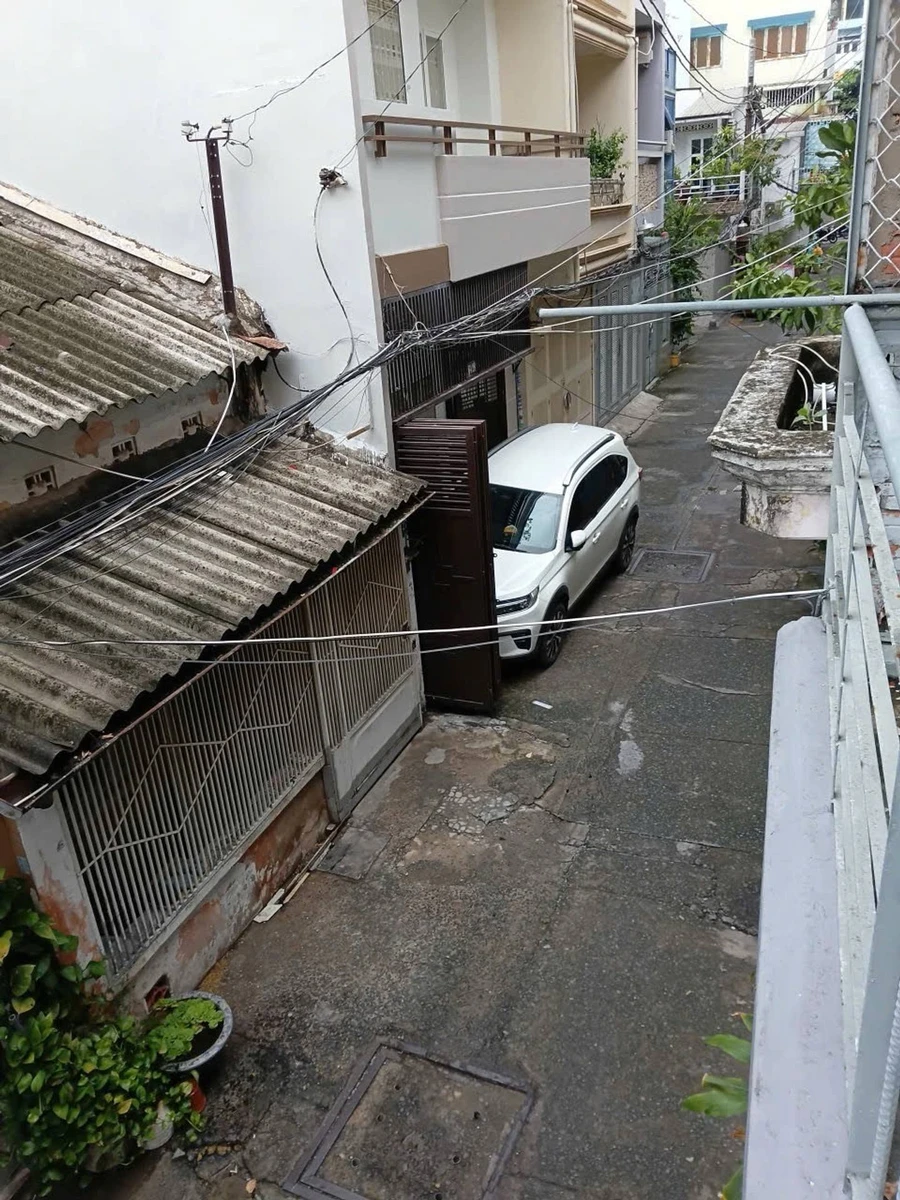 Bán nhà trệt lầu hẻm xe hơi Lê Quang Định 53m² giá 8,9 tỷ, đối diện chợ Bà Chiểu, Bình Thạnh - Ảnh thu nhỏ 2