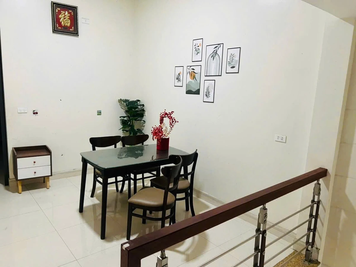 Cho thuê nhà nguyên căn 3 tầng 195m² mặt đường Nguyễn Đức Cảnh - Ảnh thu nhỏ 3