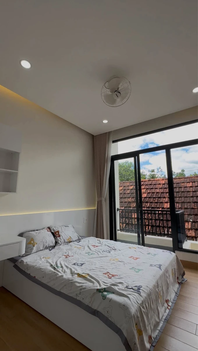 Bán nhà 1 trệt 1 lầu 7x20m full nội thất, 3PN 3WC tại Phạm Ngũ Lão, Buôn Ma Thuột - Ảnh thu nhỏ 4