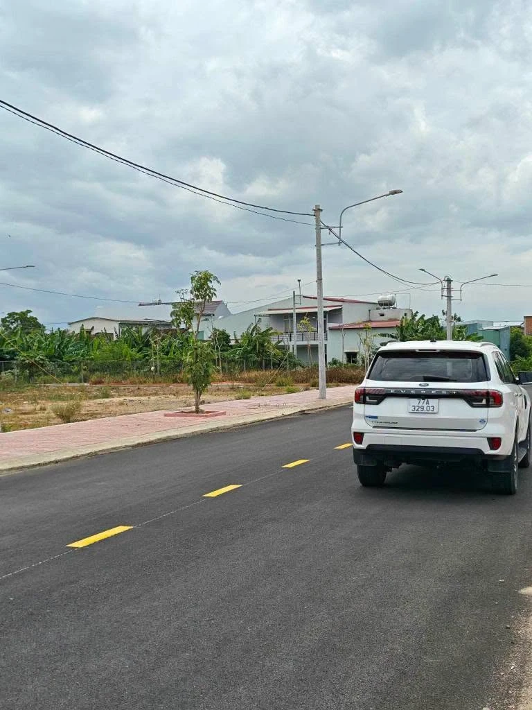 Bán đất Bình Định 83m2, giá 1 tỷ, gần chợ trường học - Ảnh thu nhỏ 2