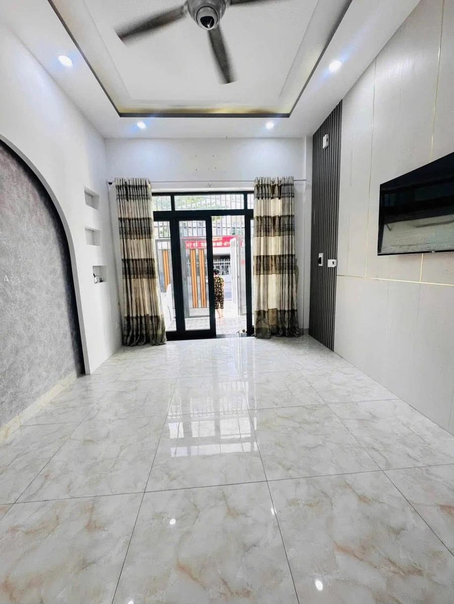 Bán nhà 3 tầng mặt tiền Lam Sơn, 53.6m², 3PN, Nha Trang - Ảnh thu nhỏ 3