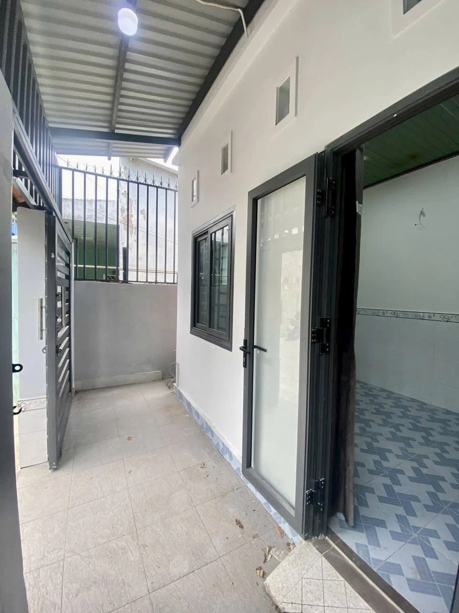 Bán nhà cấp 4 60m2, 2PN 1WC, Phường Linh Trung, giá 5,5 tỷ - Ảnh thu nhỏ 4